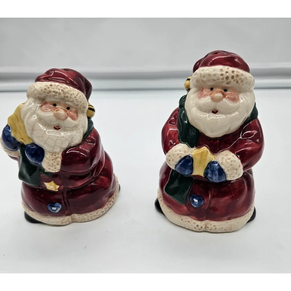 Ganz Santa Claus Salt and Pepper Shakers Ceramic Christmas Holiday Decor